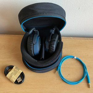 Bose SoundLink® around-ear wireless headphones
